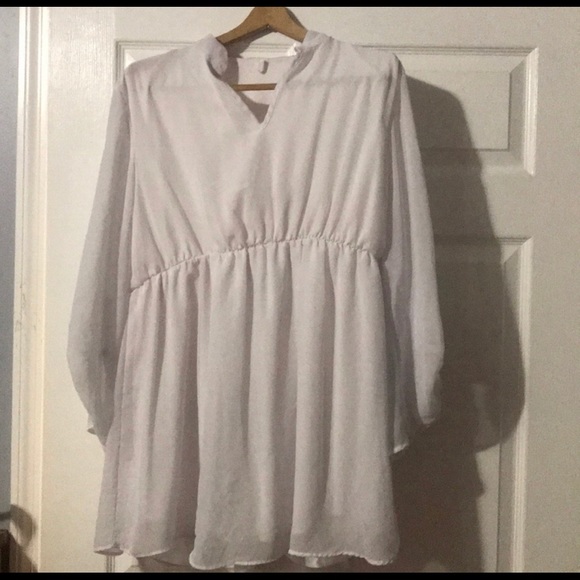 Ivory Chiffon Maternity Blouse - Picture 2 of 3